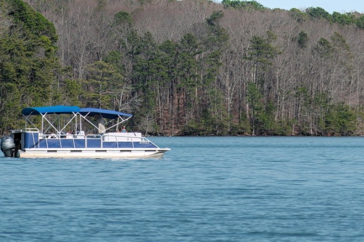 a small boat in a body of water